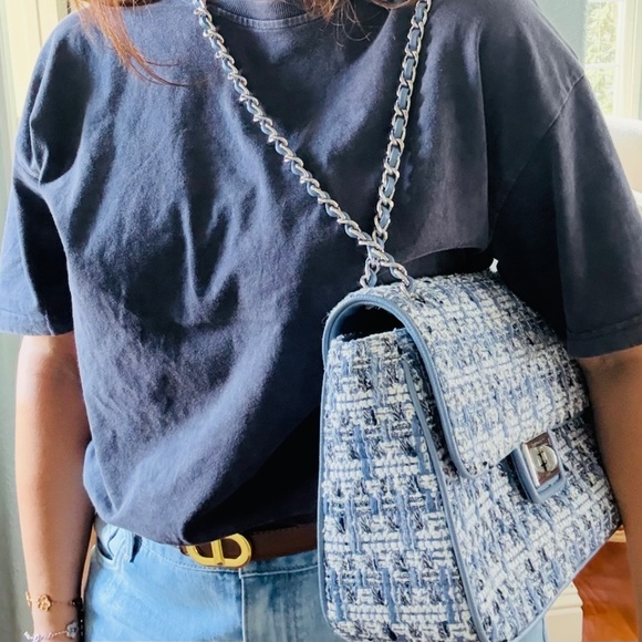 Karl Lagerfeld NWT Blue White Tweed Twist Lock Shoulder Bag - Picture 4 of 6